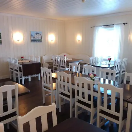 Badeland Gjestegard 3*