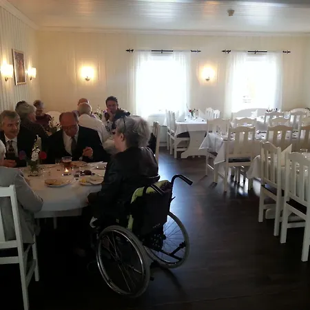 Badeland Gjestegard 3*